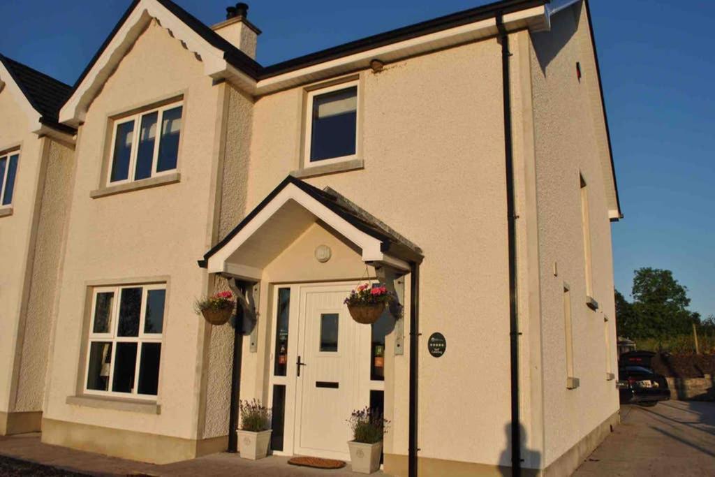 Swallow Lane, Enniskillen, Co Fermanagh, 5* Chic Villa Exteriör bild